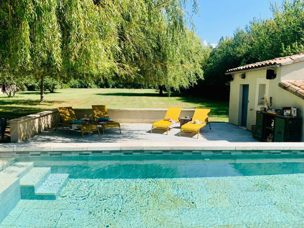 Mas Des Muses Bed & Breakfast LʼIsle-sur-la-Sorgue Eksteriør bilde